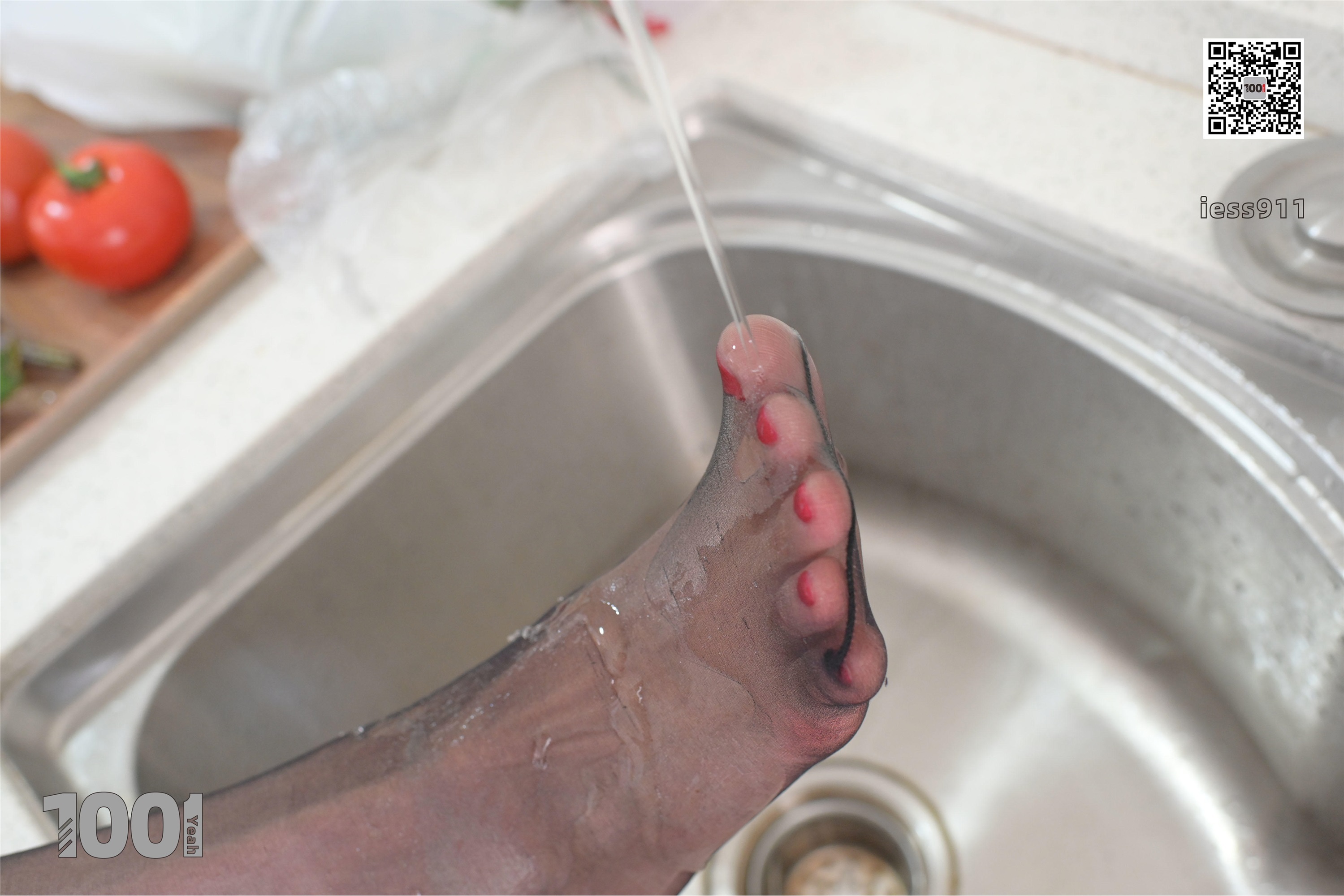 IESS异思趣向  一千零一夜 模特：Lucy《厨房里的妻子2》